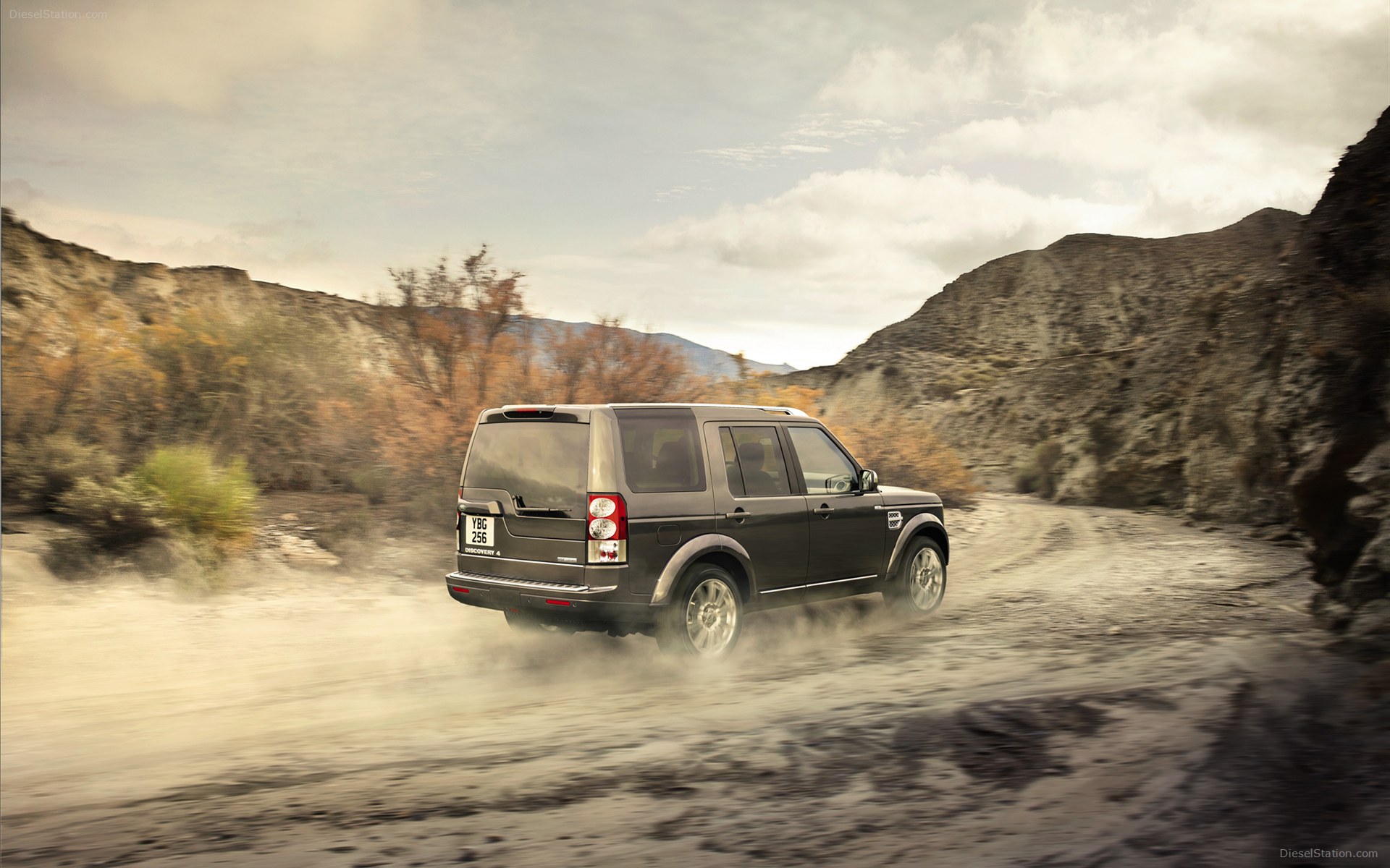 Land Rover Discovery 4 HSE Luxury Limited Edition 2012 Land Rover Discovery 4 HSE Luxury Limited Edition 2012
